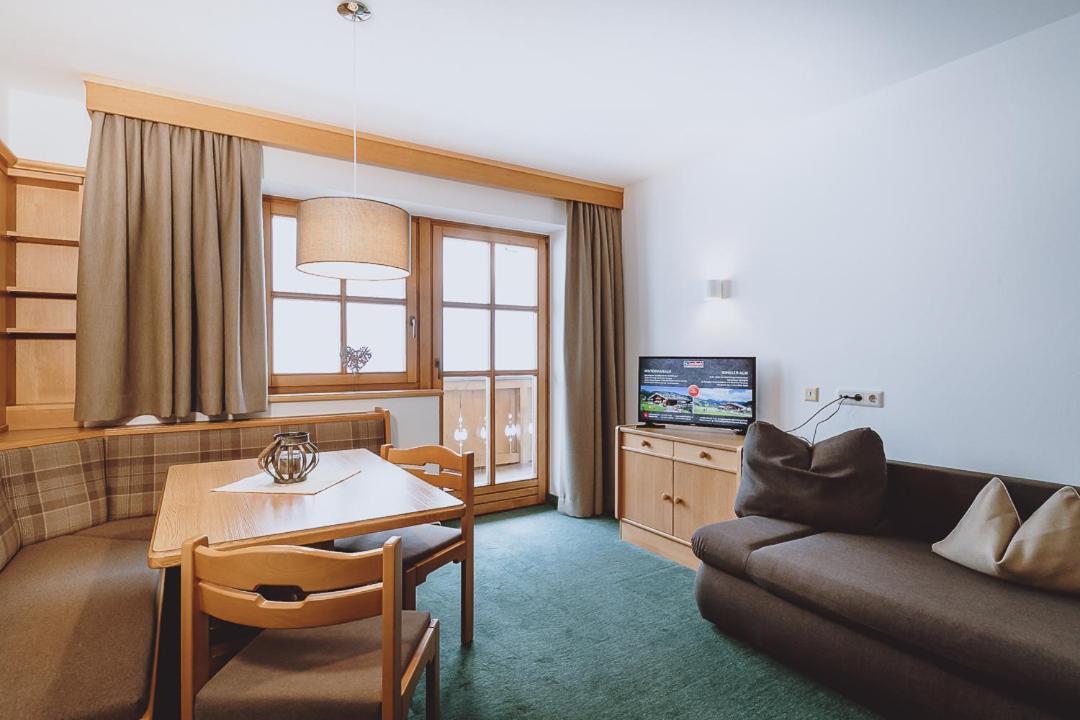 Lindlinghof Aparthotel Saalbach-Hinterglemm Bagian luar foto