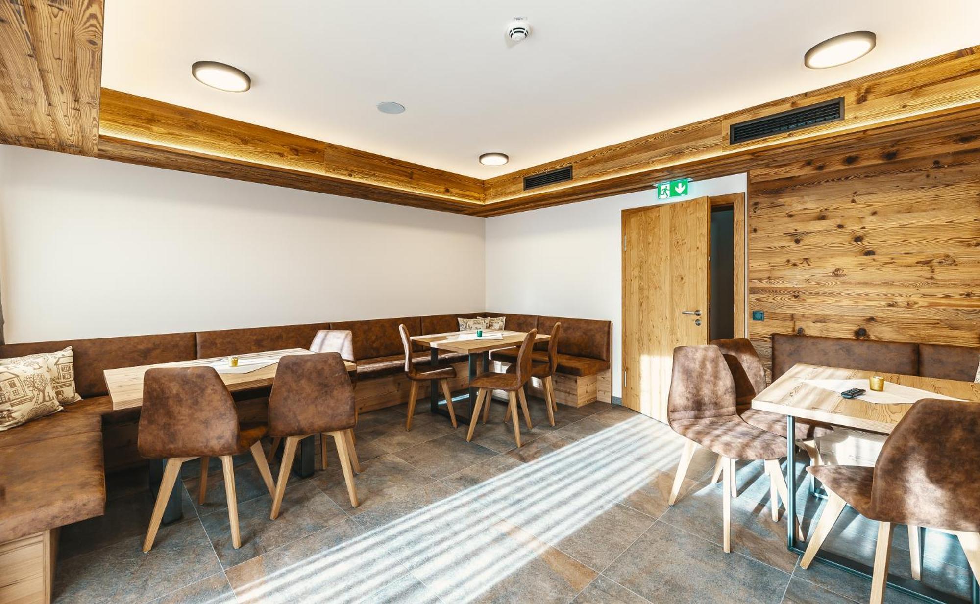 Lindlinghof Aparthotel Saalbach-Hinterglemm Ruang foto